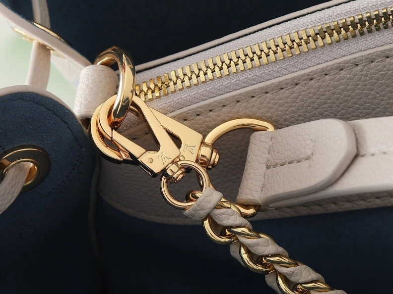 Lightweight LX Shopping Bags 8743