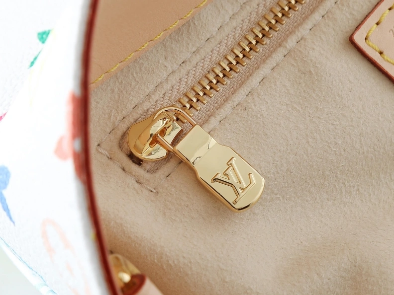 Resilient LX Bucket Bags 9409