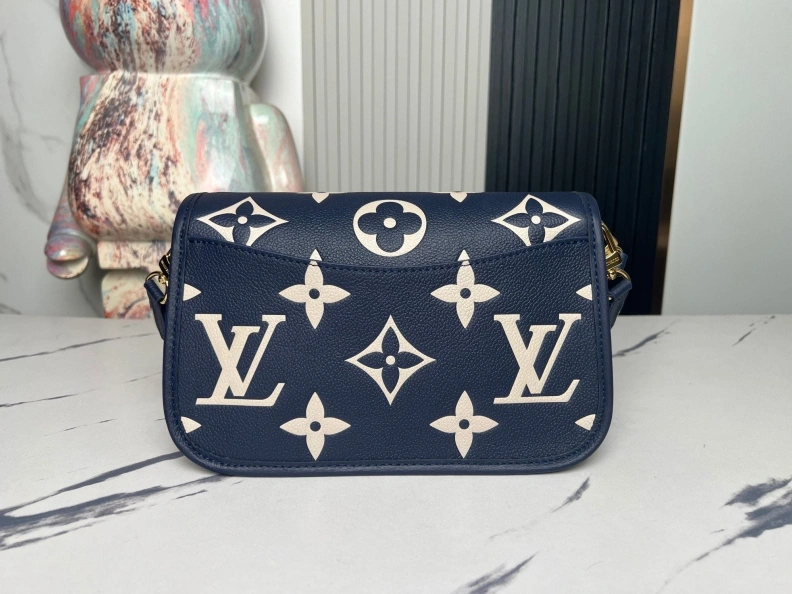 Stylish LX Satchel bags 9026