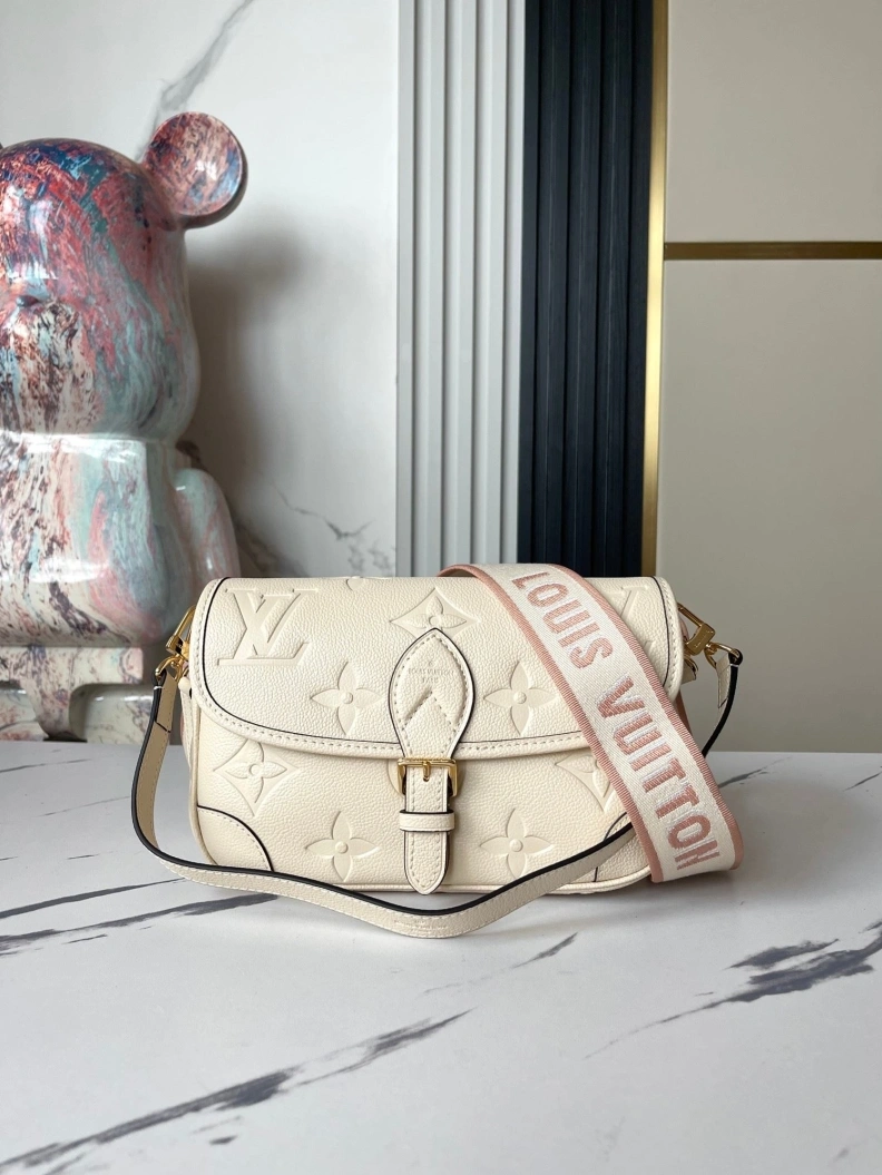 LX Satchel bags SportInspired 8986