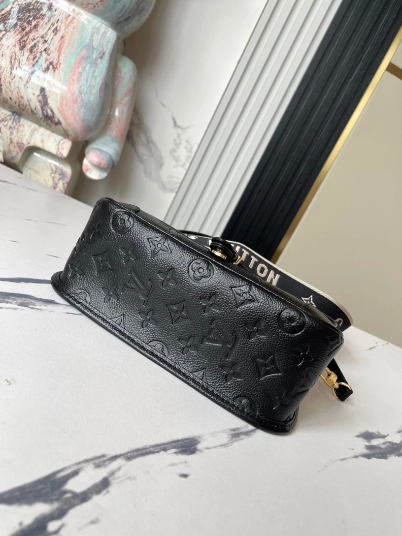 Practical LX Satchel bags 8988