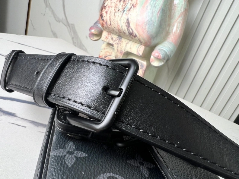 LX Satchel bags Refined 8982