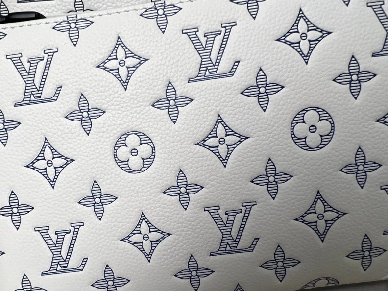 LX Satchel bags Fashionable 8990