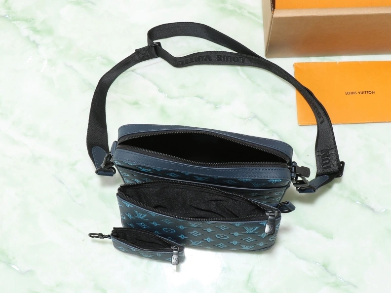 LX Satchel bags Reliable 8979