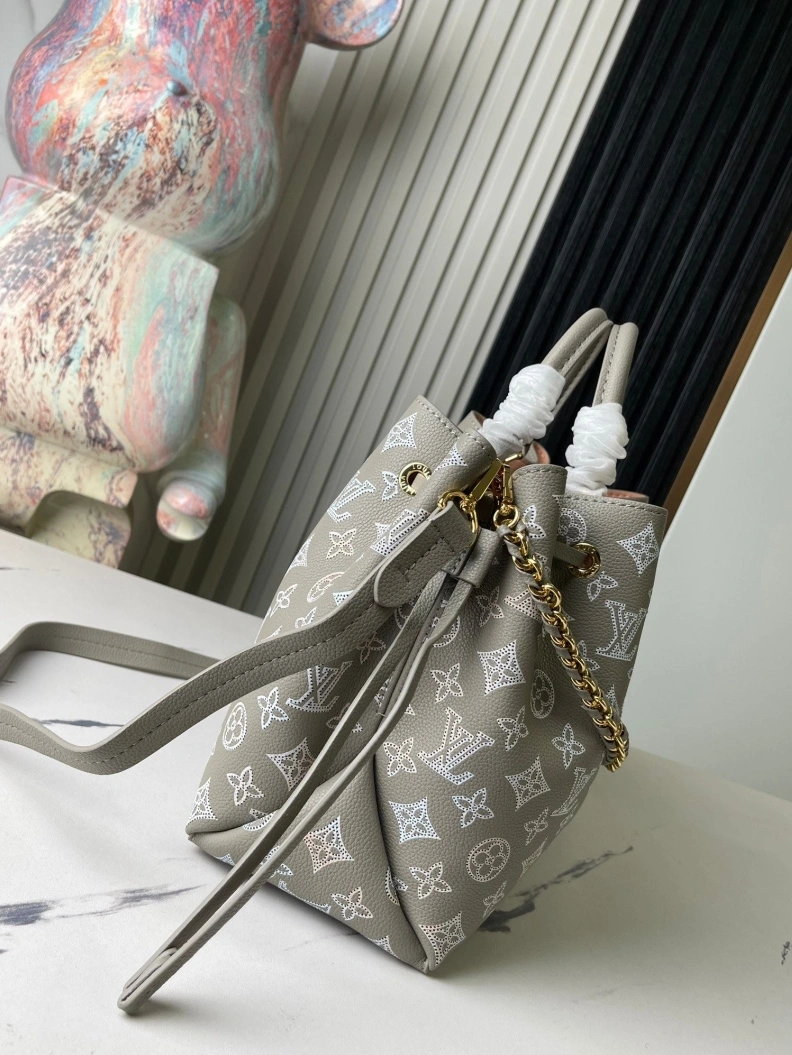 Sophisticated LX Top Handle Bags 8412