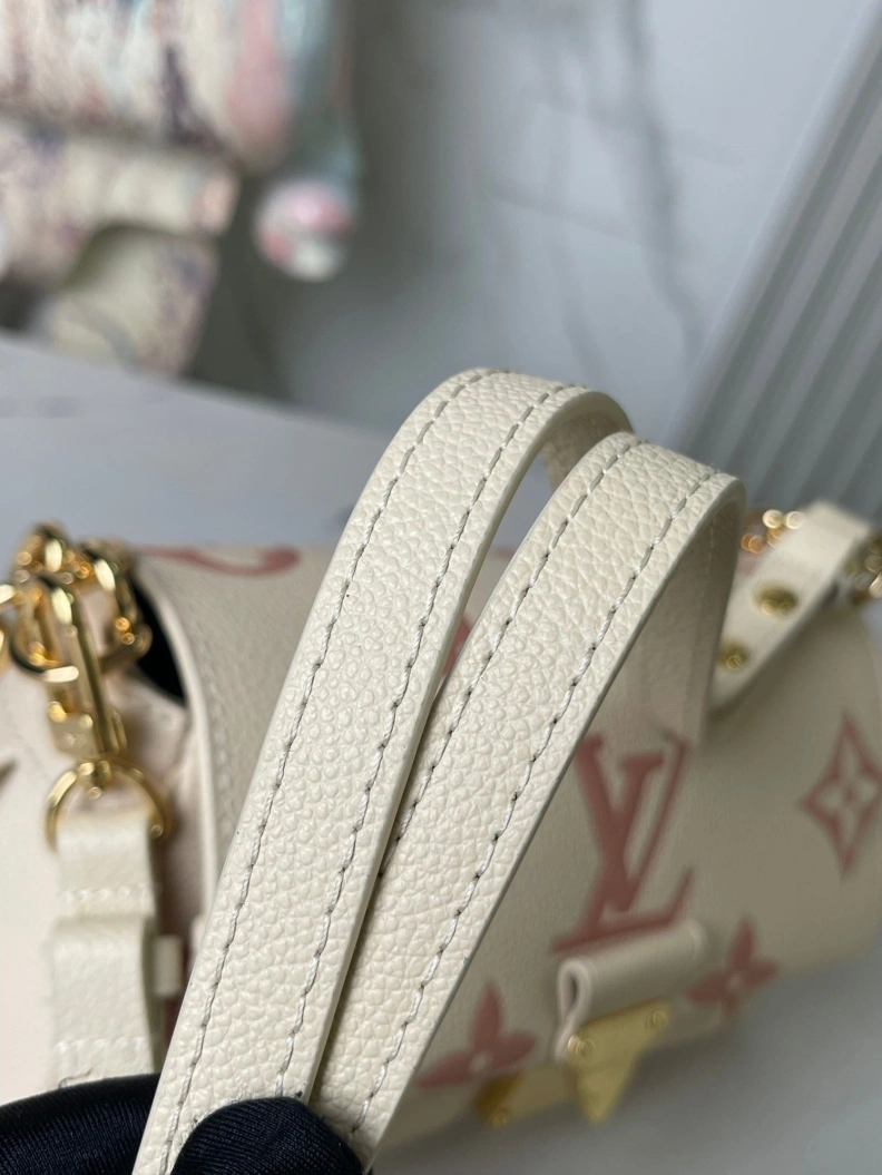 Lightweight LX Satchel bags 8977