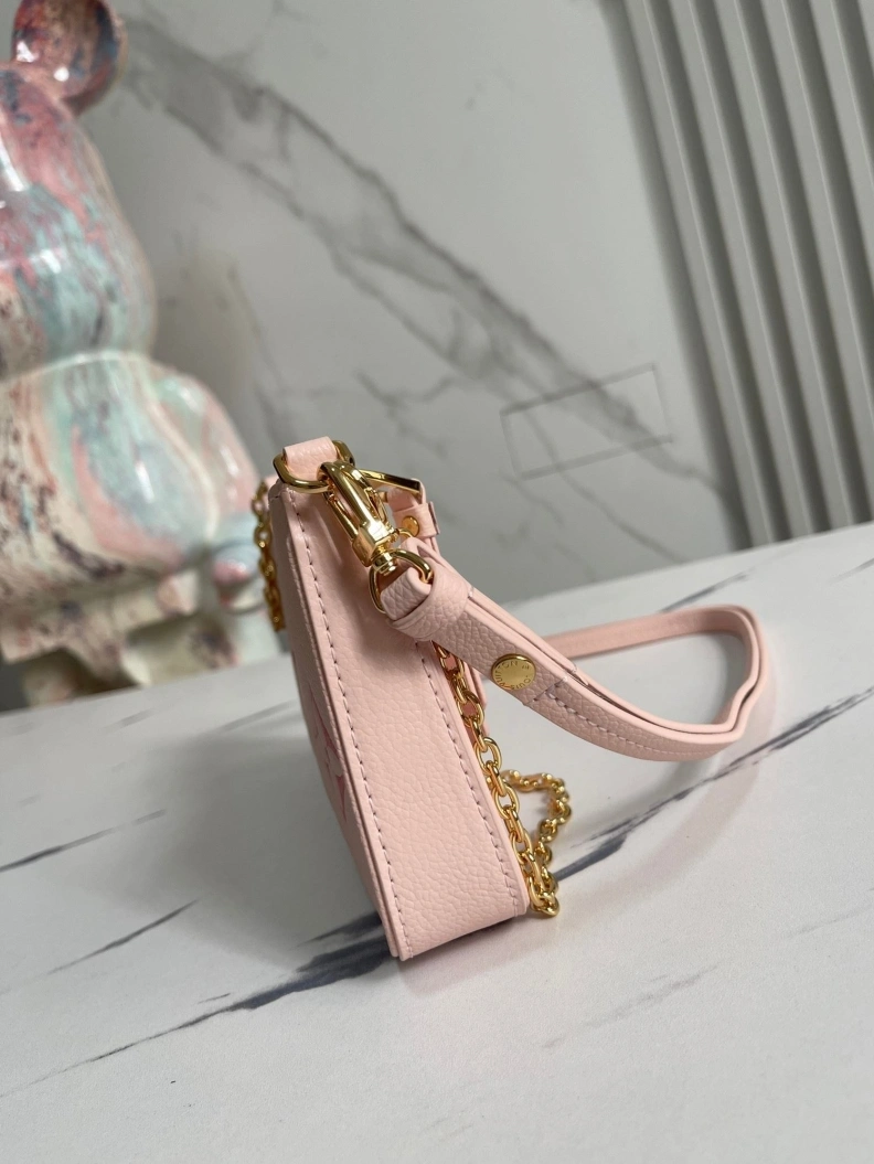 EyeCatching LX Top Handle Bags 8394