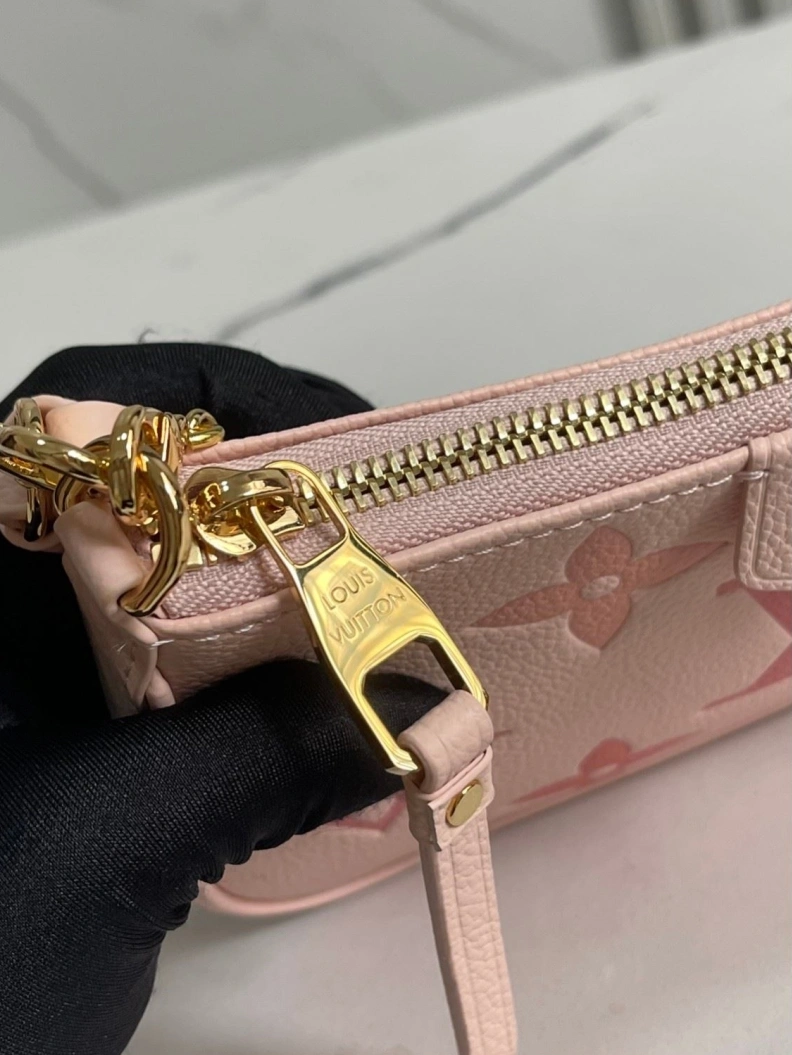 EyeCatching LX Top Handle Bags 8394