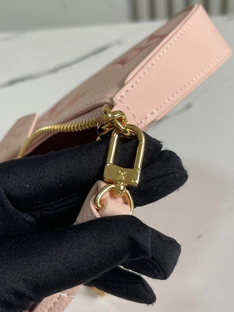 EyeCatching LX Top Handle Bags 8394