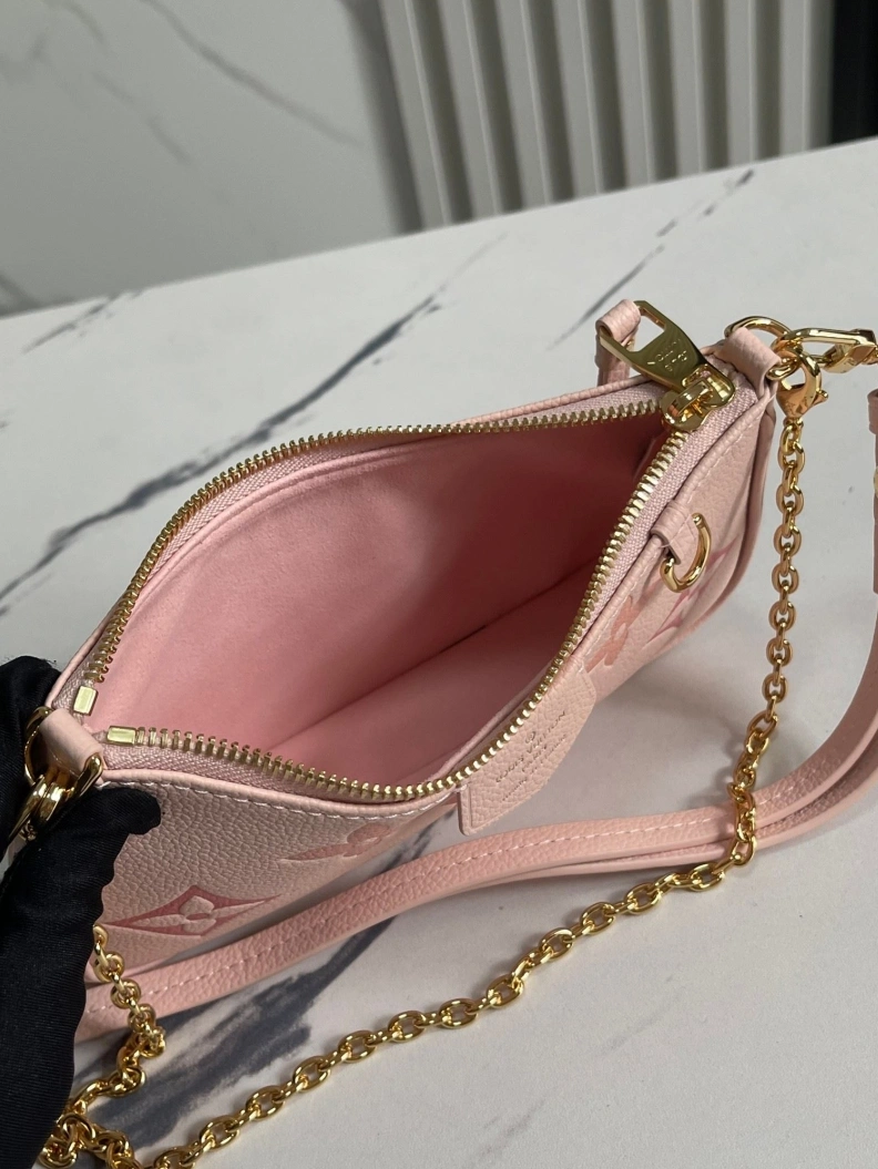 EyeCatching LX Top Handle Bags 8394
