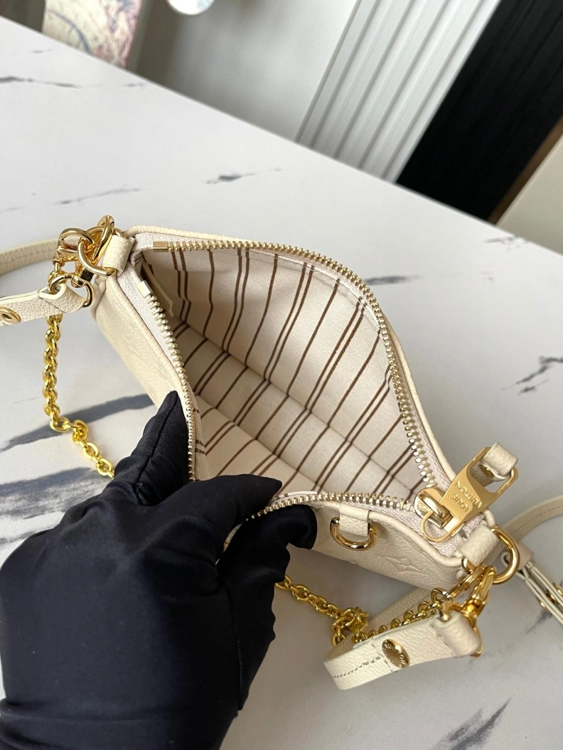 Sophisticated LX Top Handle Bags 8389