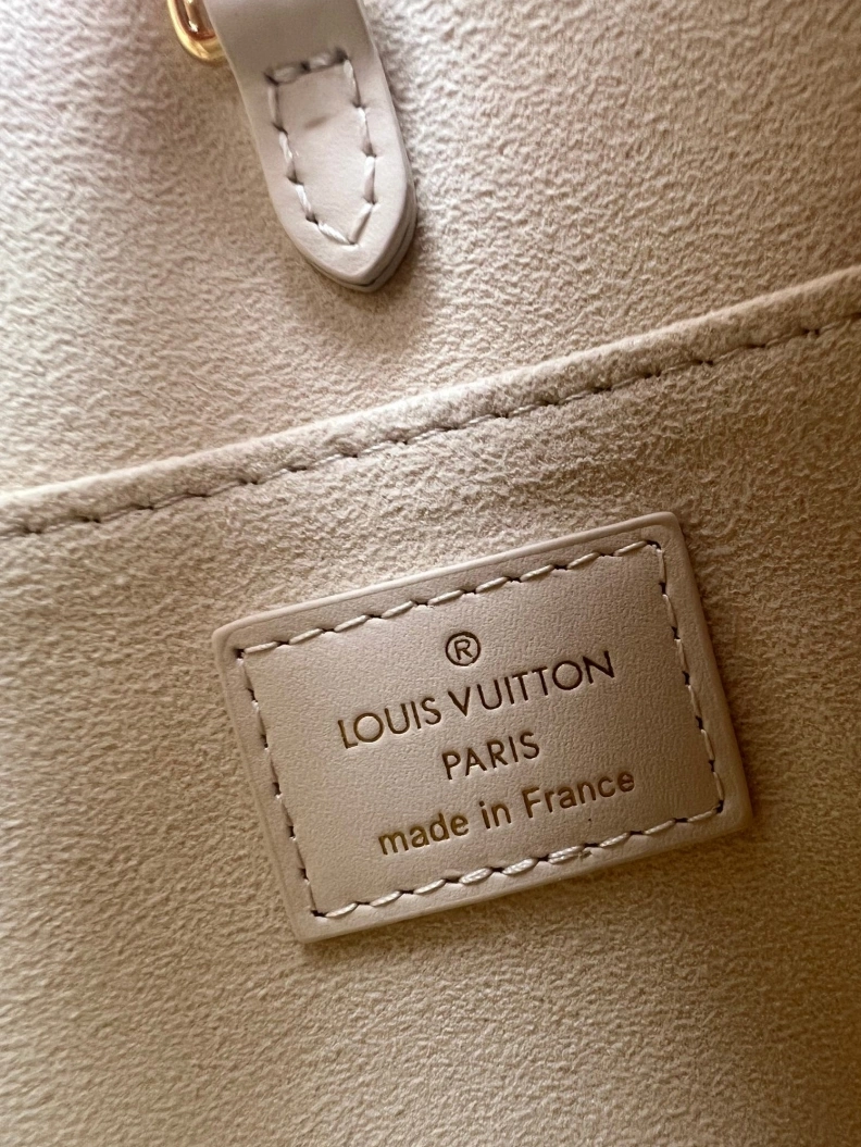 Fashionable LX Shopping Bags 8744