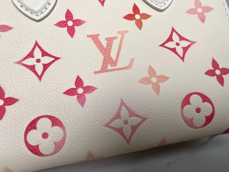 Fashionable LX Shopping Bags 8744