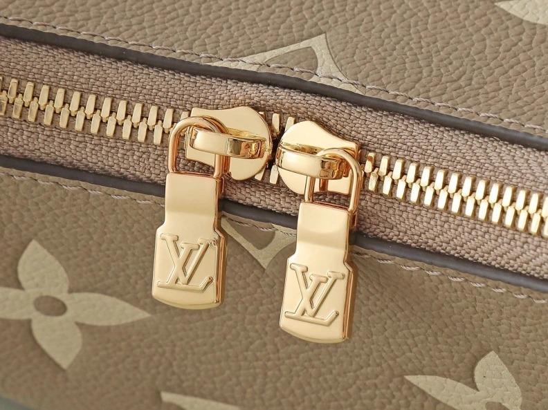 LX Satchel bags Fashionable 8962