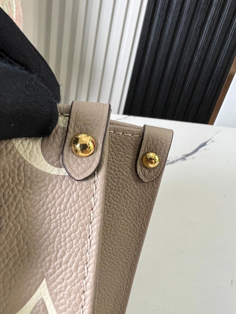 StreetReady LX Top Handle Bags 8387