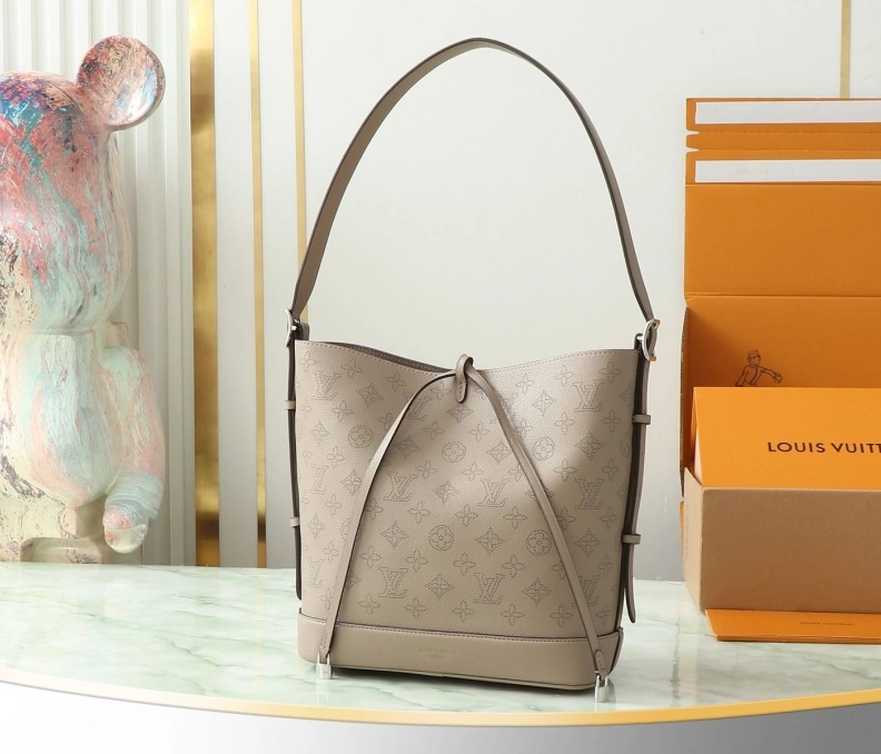 LX Top Handle Bags Functional 8391