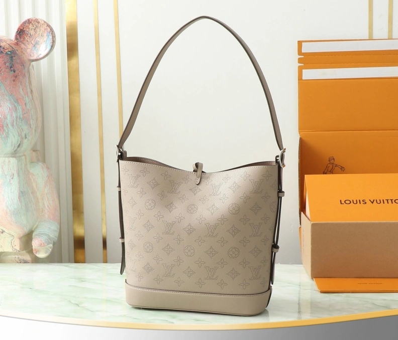 LX Top Handle Bags Functional 8391