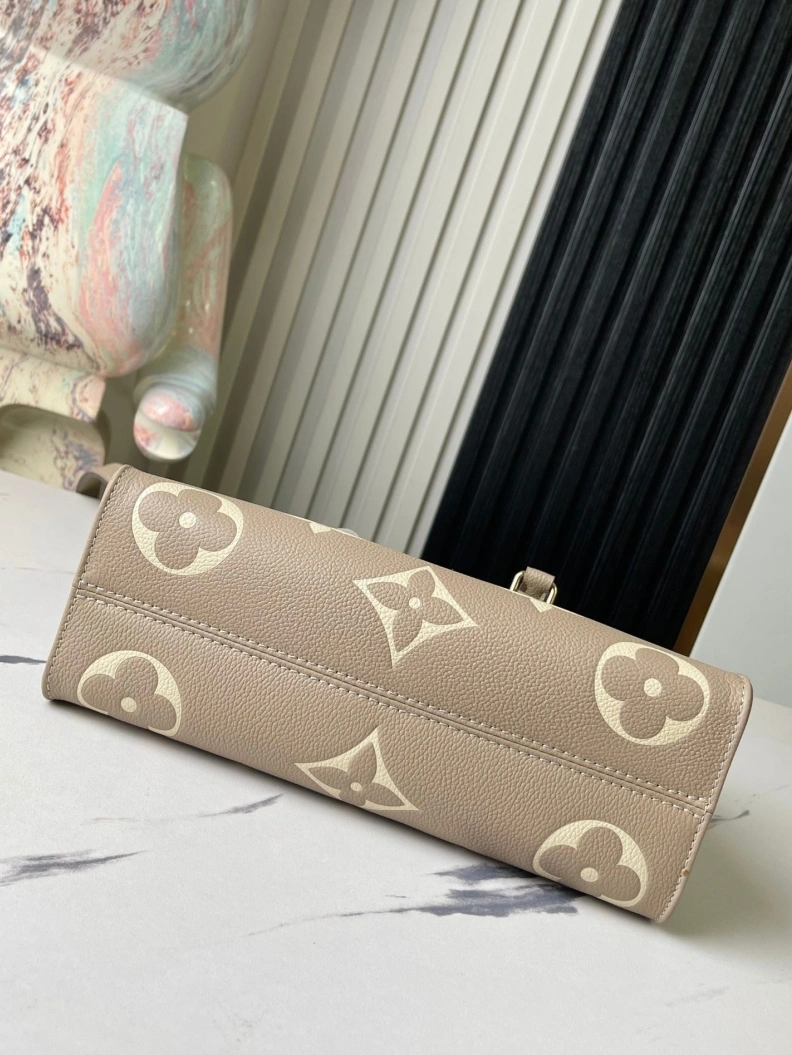 Vibrant LX Top Handle Bags 8398