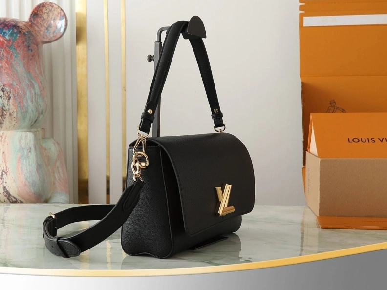 Comfortable LX Satchel bags 8970