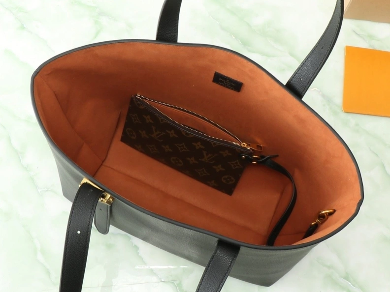 Affordable LX Shopping Bags 8699