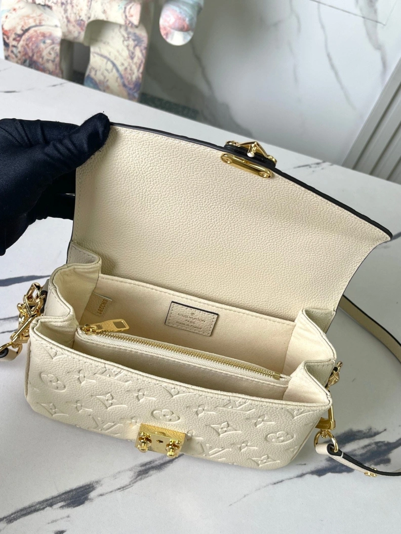 LX Waist & Chest Packs Sleek 8068