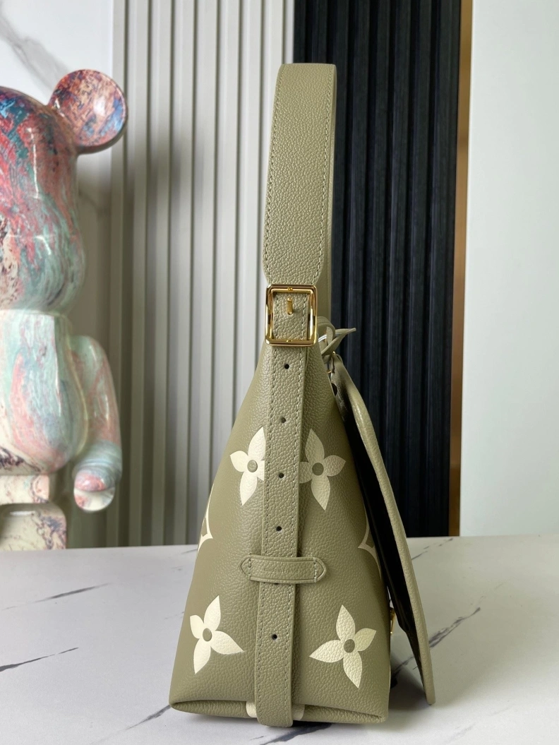 LX Top Handle Bags Lightweight 8381