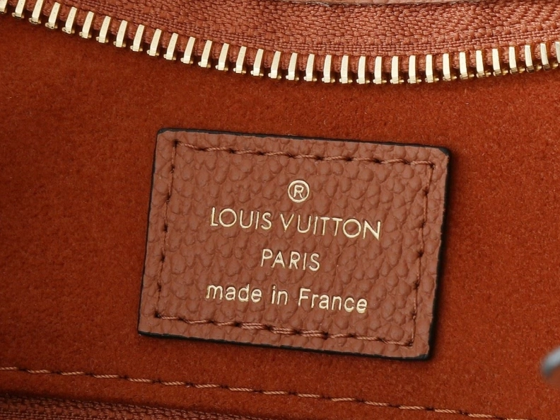 LX Top Handle Bags Trendsetting 8405
