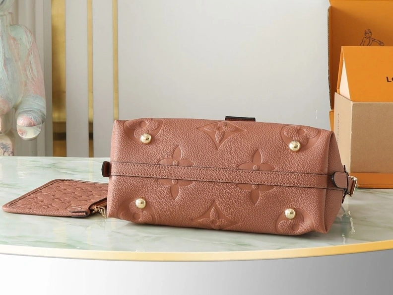 LX Top Handle Bags Trendsetting 8405