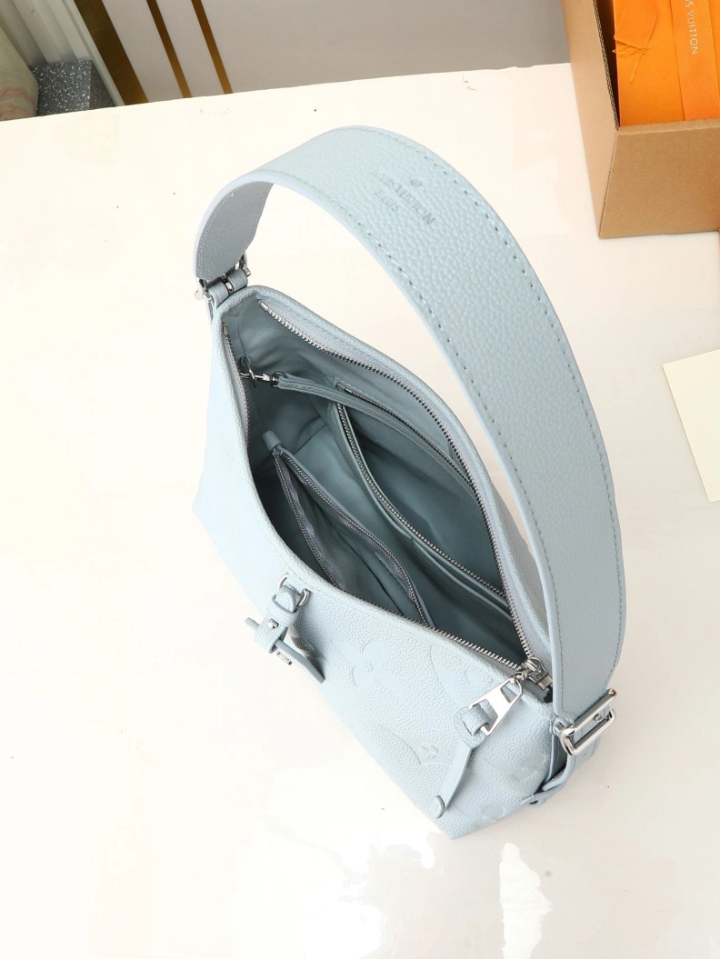 DailyWear LX Top Handle Bags 8388