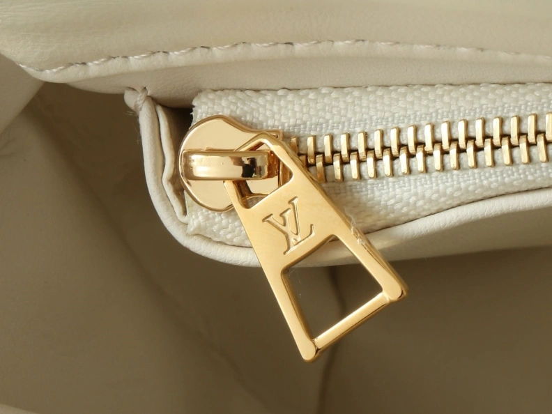 HighQuality LX Twist Denim Bags 8118