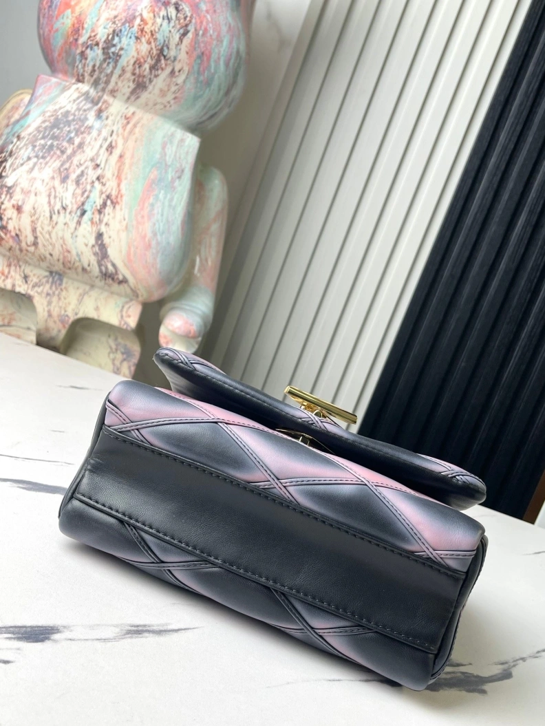 Fashionable LX Twist Denim Bags 8100