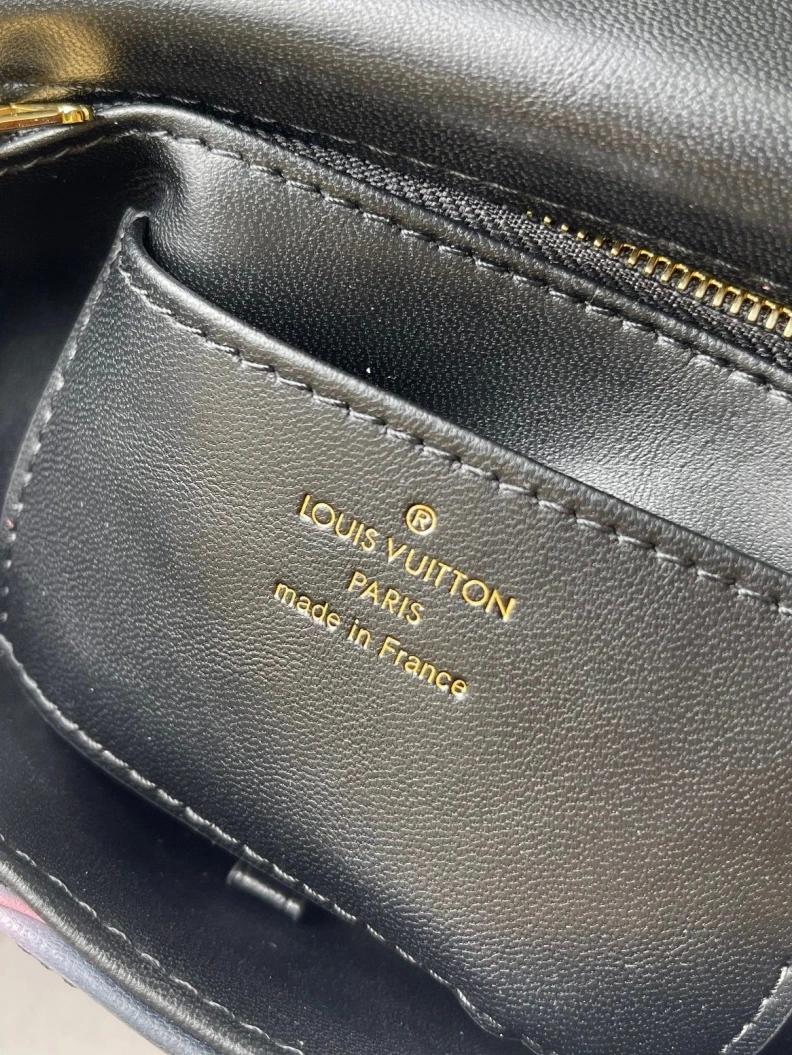 Fashionable LX Twist Denim Bags 8100