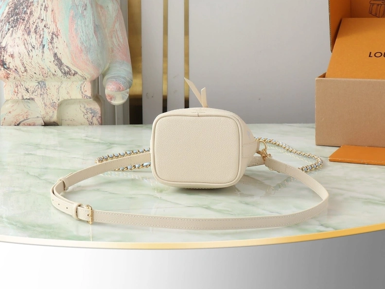NewStyle LX Bucket Bags 9399