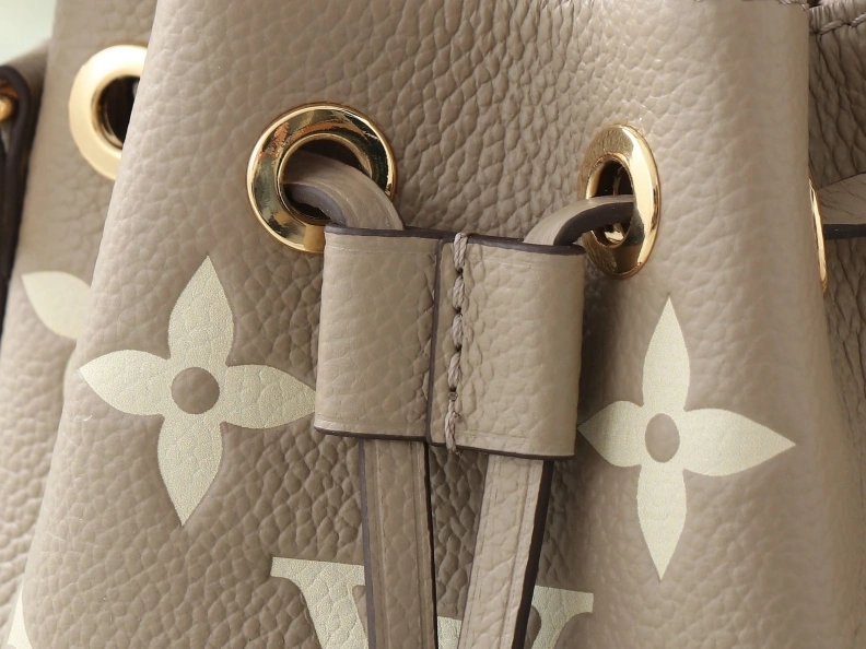 EyeCatching LX Bucket Bags 9411
