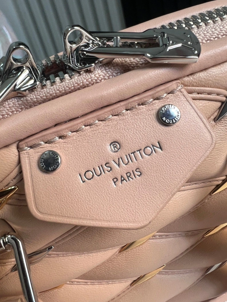 Classic LX Top Handle Bags 8376