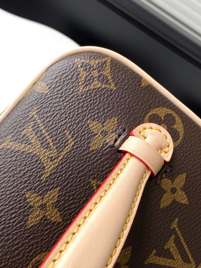 LX Cosmetic Bags Comfortable 9205