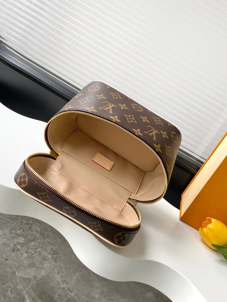 LX Cosmetic Bags Comfortable 9205