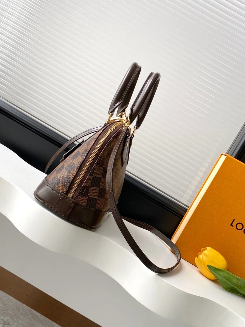 EyeCatching LX Top Handle Bags 8369