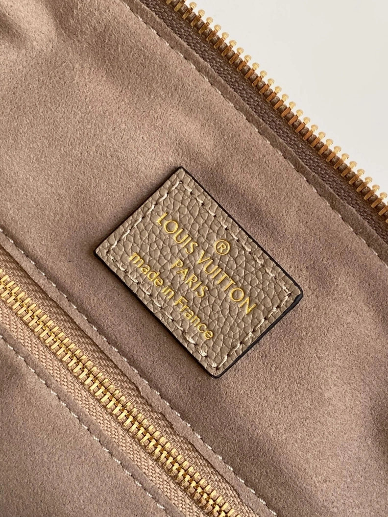 Lightweight LX Speedy Bags 8541