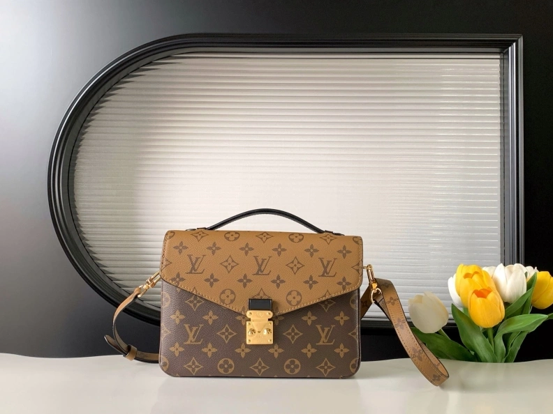 Soft LX Top Handle Bags 8365