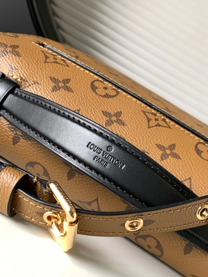 Soft LX Top Handle Bags 8365
