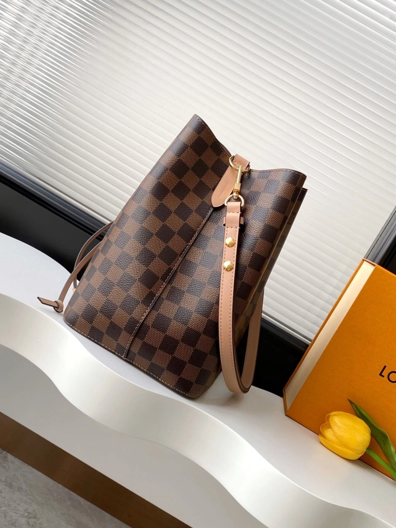 LX Bucket Bags Refined 9420