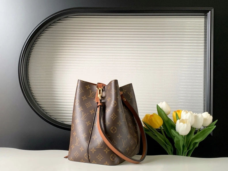 StreetReady LX Bucket Bags 9379