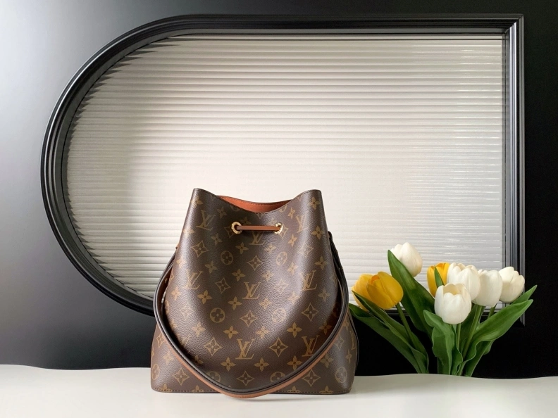 StreetReady LX Bucket Bags 9379