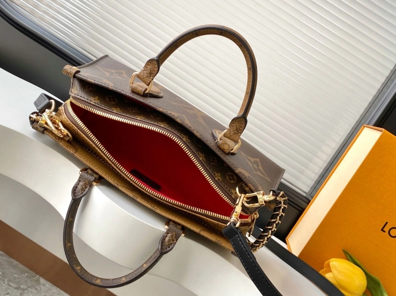 LX Top Handle Bags Practical 8362