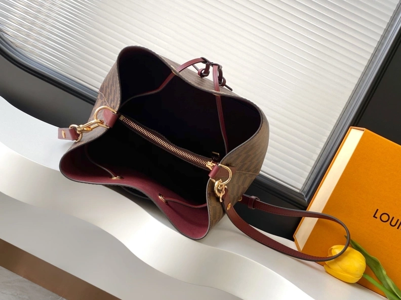 StreetReady LX Bucket Bags 9406
