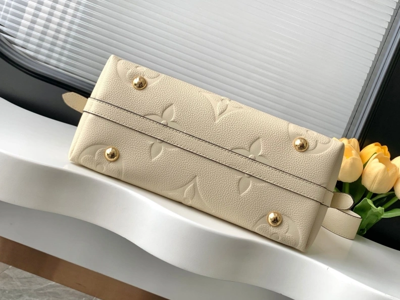 LX Top Handle Bags Lightweight 8356
