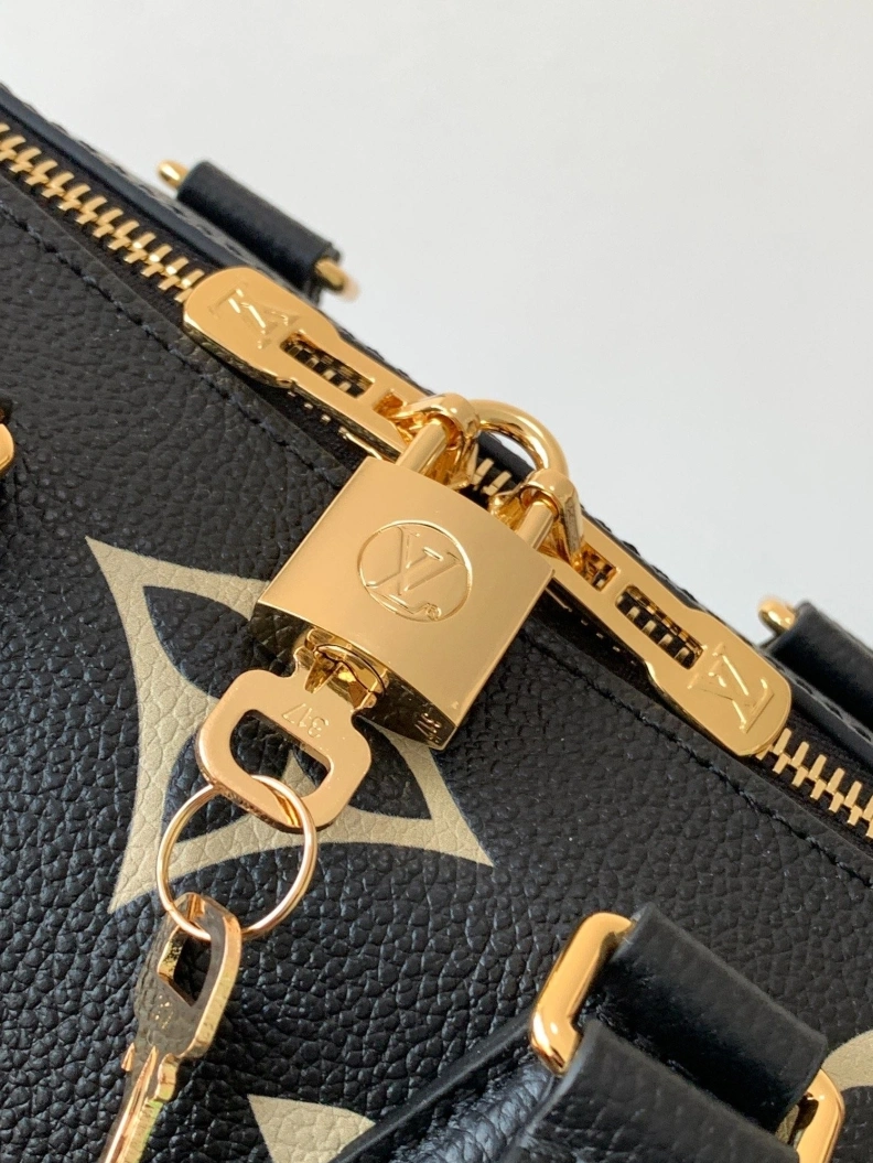 LX Speedy Bags Trendy 8555