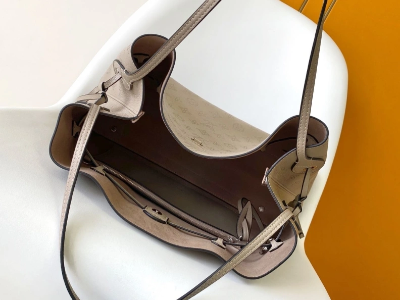 SportInspired LX Top Handle Bags 8374