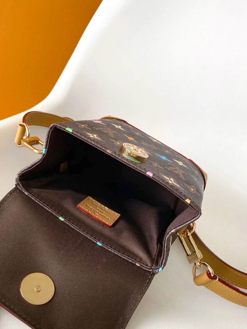 Sophisticated LX Waist & Chest Packs 8042